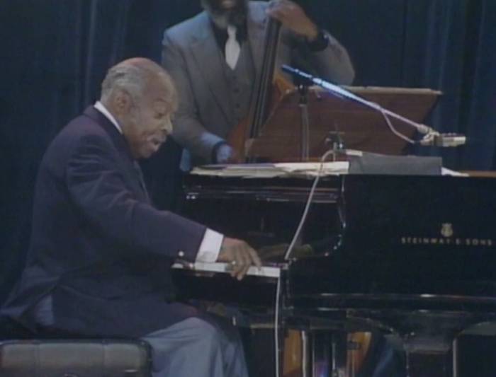 Count Basie — Count Basie: Live in Europe