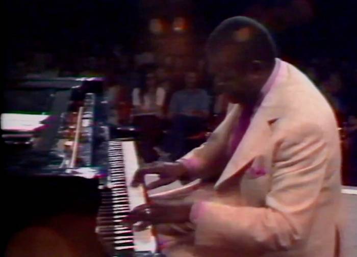 Oscar Peterson — Oscar Peterson Solo
