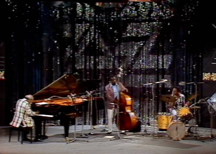 Tommy Flanagan — Tommy Flanagan Trio